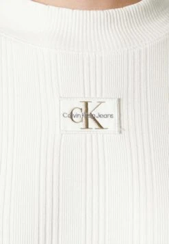 Calvin Klein Jeans Badge - T-Shirt À Manches Longues - Ivory -Next Soldes 002a7b29ac4c49cab896e4f0f9d9aec9
