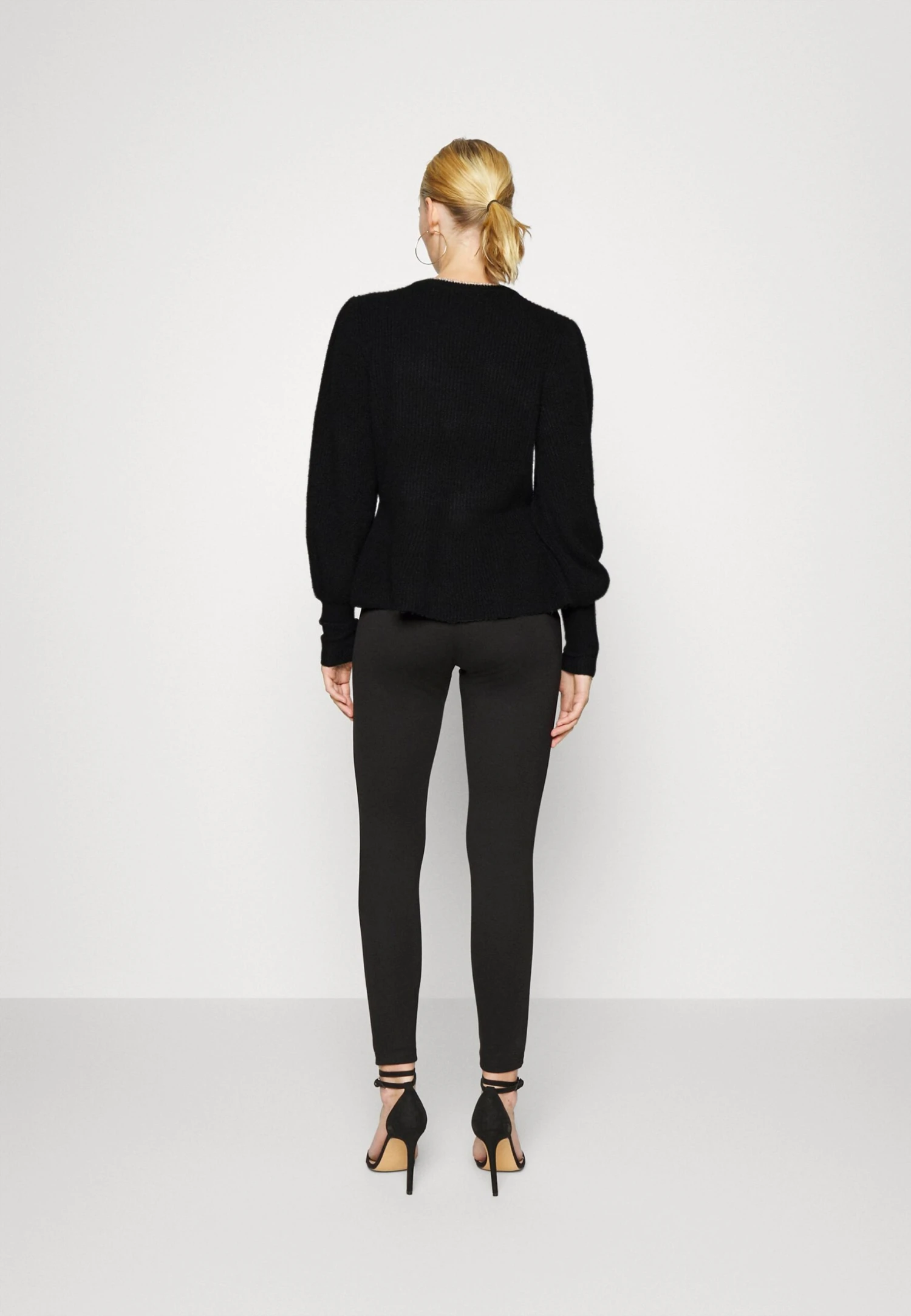 ONLY Onlrio Life Cardigan - Gilet - Black Glitter 5 ONLY Onlrio Life Cardigan - Gilet - Black Glitter – Image 3