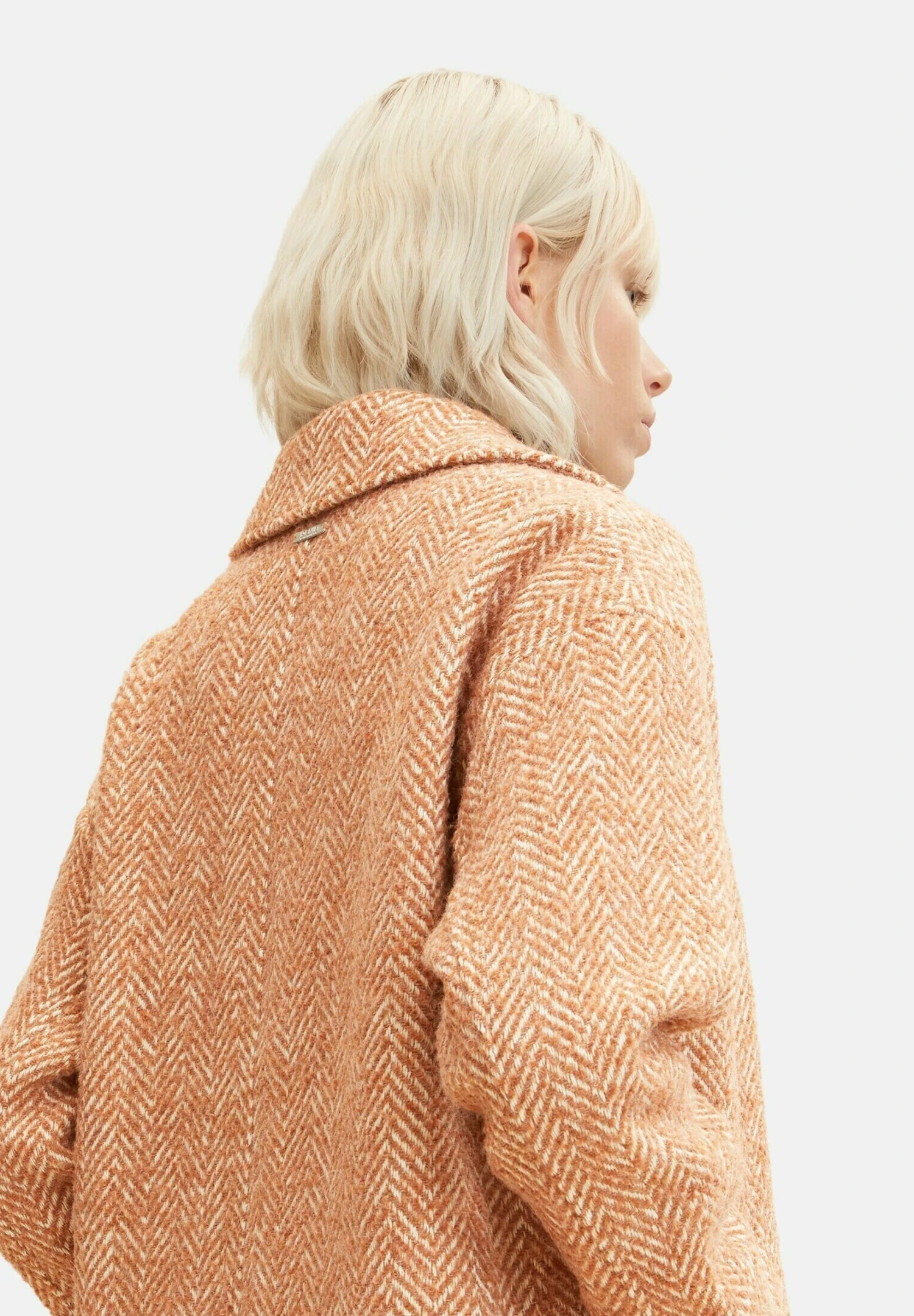 TOM TAILOR Denim Manteau Classique - Amber Orange Herringbone 7 TOM TAILOR Denim Manteau Classique - Amber Orange Herringbone – Image 5