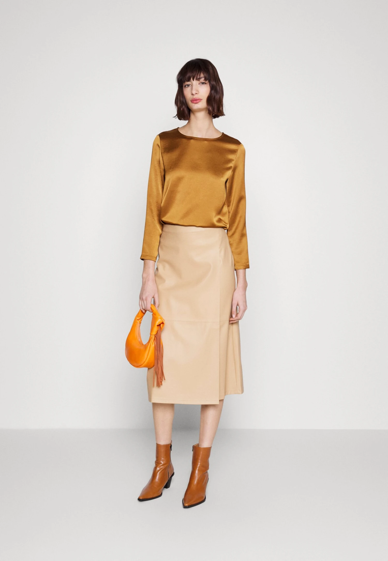 Chic - T-Shirt À Manches Longues - Terra 4 Chic - T-Shirt À Manches Longues - Terra – Image 2