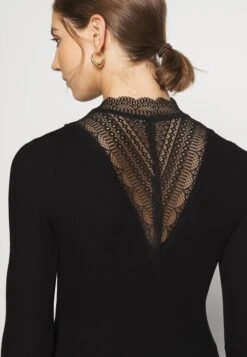 ONLY Onltilde High Neck - T-Shirt À Manches Longues - Black -Next Soldes 0383d48ce7064ba2ba0c2fa211ce1c69