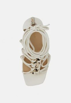 Guess Sandales À Talons Hauts - Weiß 8 Guess Sandales À Talons Hauts - Weiß -Next Soldes 05cb31cf533a4ec5ab78b2ef82ef91be