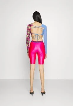 Versace Jeans Couture Georgette Pop - T-Shirt À Manches Longues - Hot Pink 11 Versace Jeans Couture Georgette Pop - T-Shirt À Manches Longues - Hot Pink -Next Soldes 077d9b8a039a49bf9ff8042471962a43