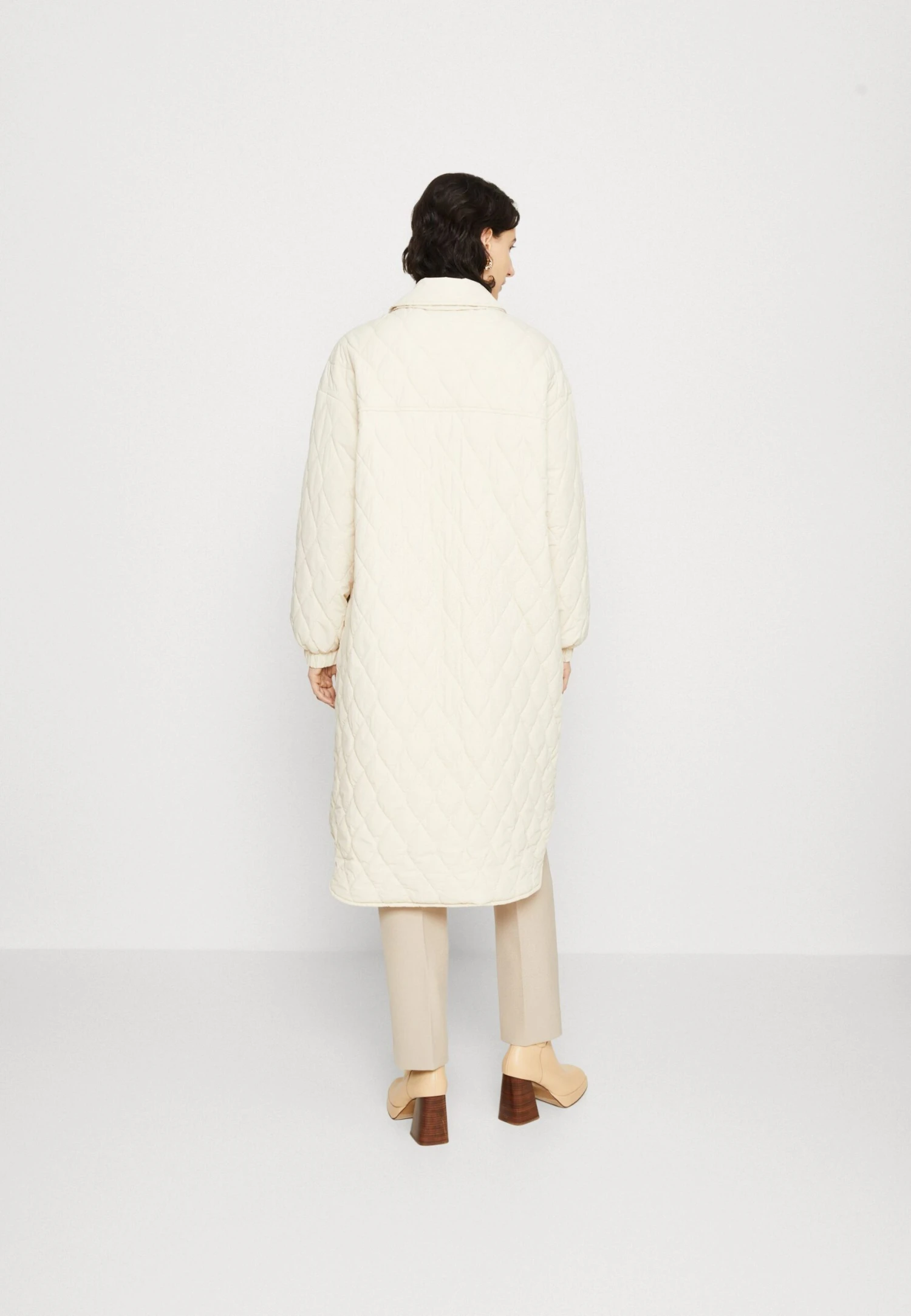 Selected Femme Manteau D'Hiver - Sandshell 5 Selected Femme Manteau D'Hiver - Sandshell – Image 3