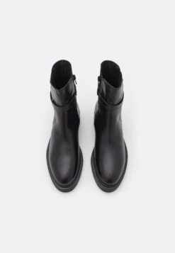 Furla Legacy Chelsea Boot - Bottines - Nero 13 Furla Legacy Chelsea Boot - Bottines - Nero -Next Soldes 0ae58601dee14068a5321a52afd1c0f4