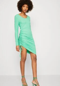Pieces Pcbendy Ruching Dress - Robe De Jour - Irish Green -Next Soldes 0ee925452f25430ba4214e471c0f672f