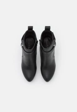 Buffalo Audrina - Bottines À Talons Hauts - Black 17 Buffalo Audrina - Bottines À Talons Hauts - Black -Next Soldes 0f8274be48c1418fbec4402c5e0c4a07