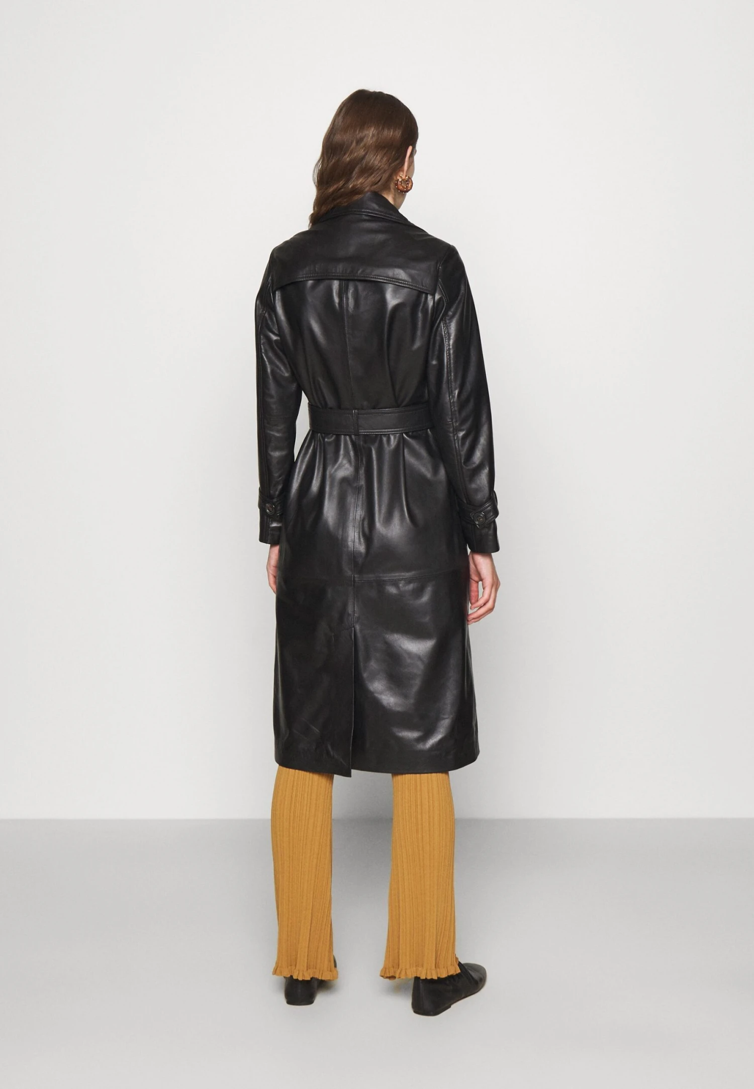 Isabel Fashion - Trench - Black 5 Isabel Fashion - Trench - Black – Image 3
