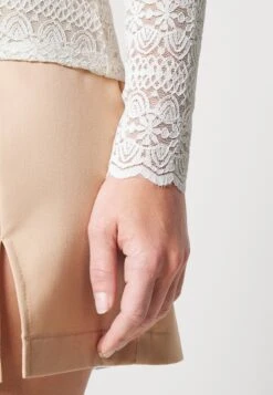 Vichikka V-Neck - T-Shirt À Manches Longues - Birch 15 Vichikka V-Neck - T-Shirt À Manches Longues - Birch -Next Soldes 105eae13555f4cb3843d8515f978f027