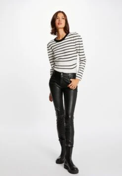 MORGAN Long Sleeved - Pullover - Off White 8 MORGAN Long Sleeved - Pullover - Off White -Next Soldes 106fee9908824048bf044b5550937f97