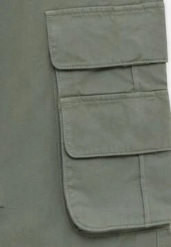 PULL & BEAR Basic With Multiple Pockets - Pantalon Cargo - Green 14 PULL & BEAR Basic With Multiple Pockets - Pantalon Cargo - Green -Next Soldes 109604c0af774f20975d892349a33864