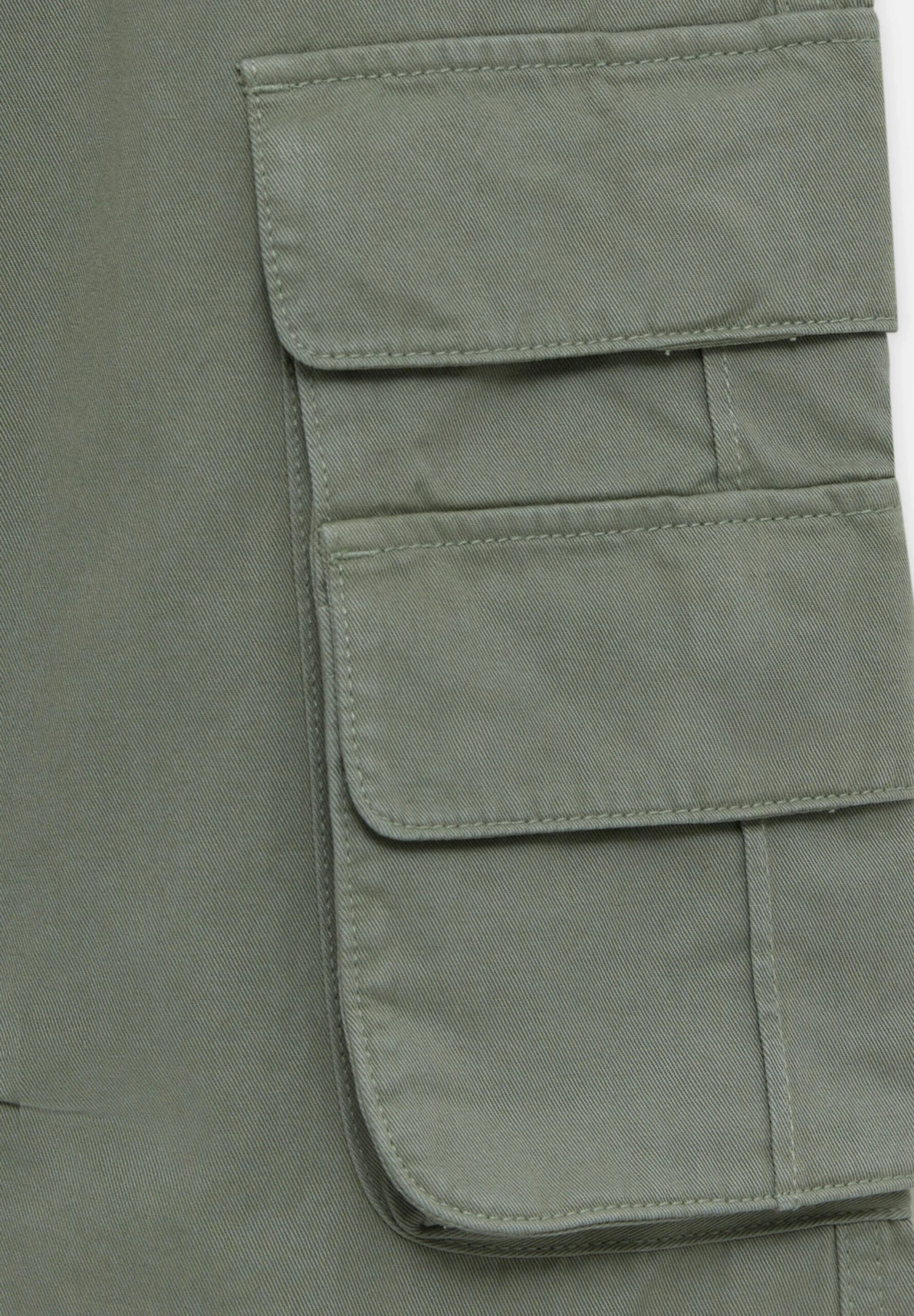 PULL & BEAR Basic With Multiple Pockets - Pantalon Cargo - Green 8 PULL & BEAR Basic With Multiple Pockets - Pantalon Cargo - Green – Image 6
