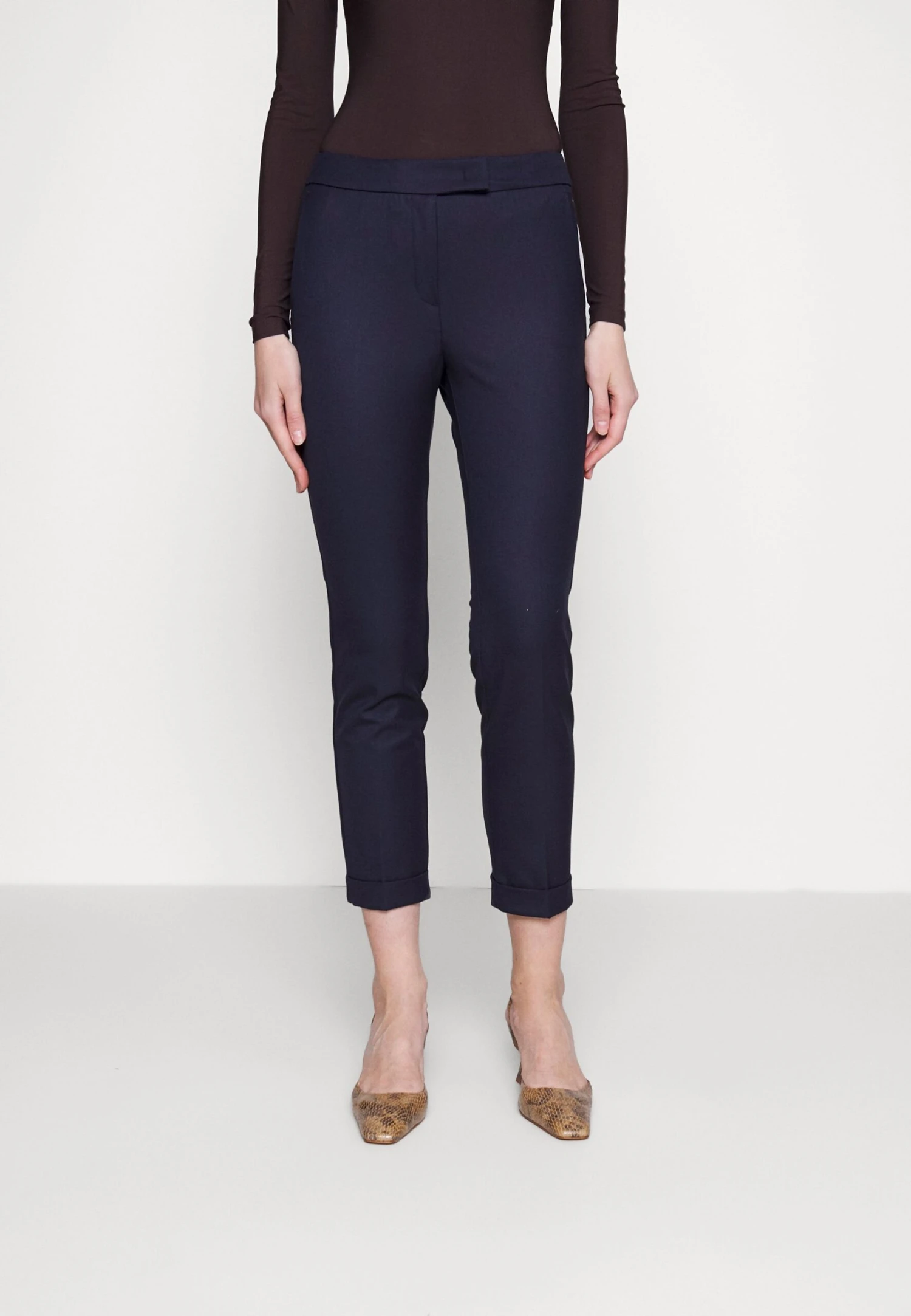 MAX & Co. Monopoli - Pantalon Classique - Navy Blue Pattern 3 MAX & Co. Monopoli - Pantalon Classique - Navy Blue Pattern