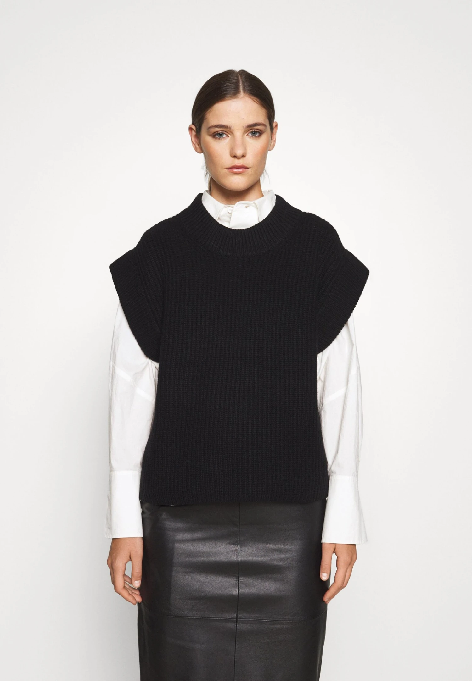 By Malene Birger Farima - Pullover - Black 3 By Malene Birger Farima - Pullover - Black