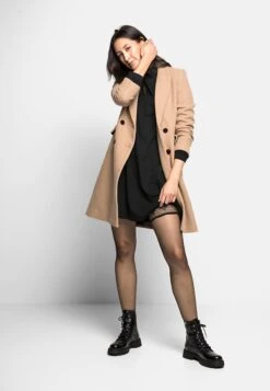 Falke Invisible Deluxe 8 Denier Stay Ups Ultra-Transparent Matt - Bas - Black 9 Falke Invisible Deluxe 8 Denier Stay Ups Ultra-Transparent Matt - Bas - Black -Next Soldes 129b9f3d00334709b823d4c3ee5bf2b5