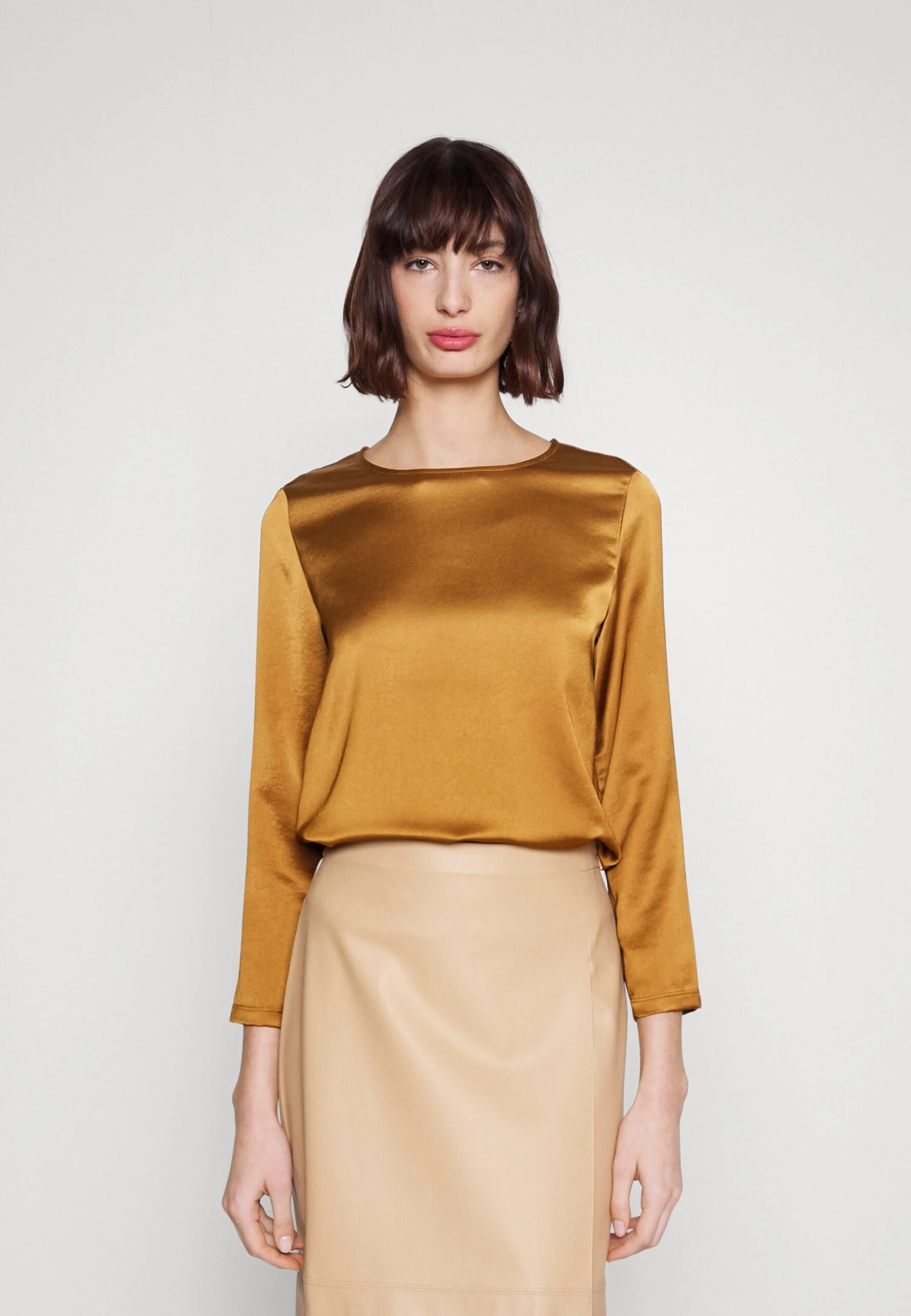 Chic - T-Shirt À Manches Longues - Terra 3 Chic - T-Shirt À Manches Longues - Terra