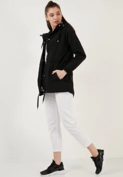 LELA Regular Fit - Parka - Black 9 LELA Regular Fit - Parka - Black -Next Soldes 16ce0f3efe8f4bc0bbed4726f6a57959
