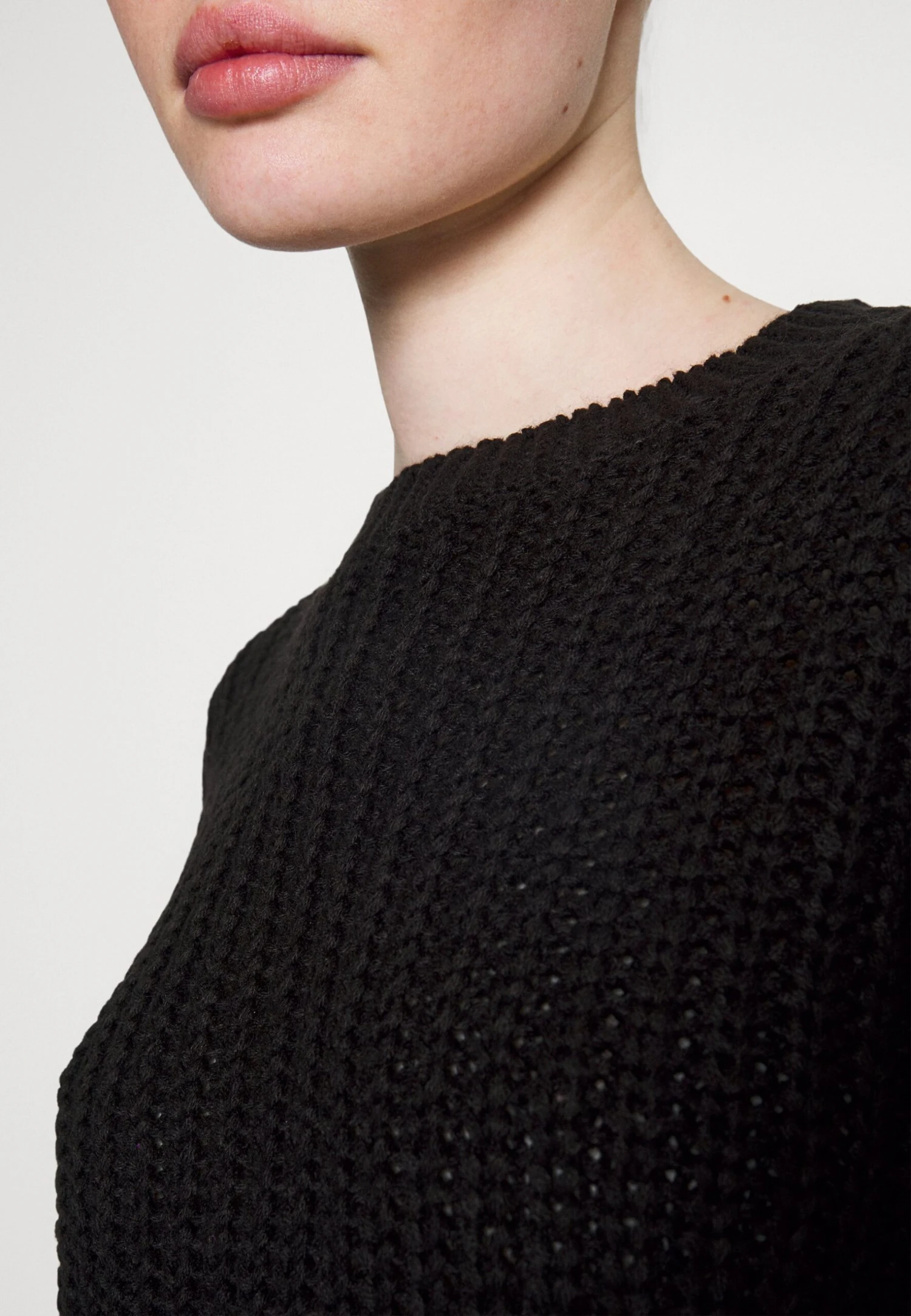 Noisy May Nmcharlie L S O Neck - Pullover - Black 8 Noisy May Nmcharlie L S O Neck - Pullover - Black – Image 6