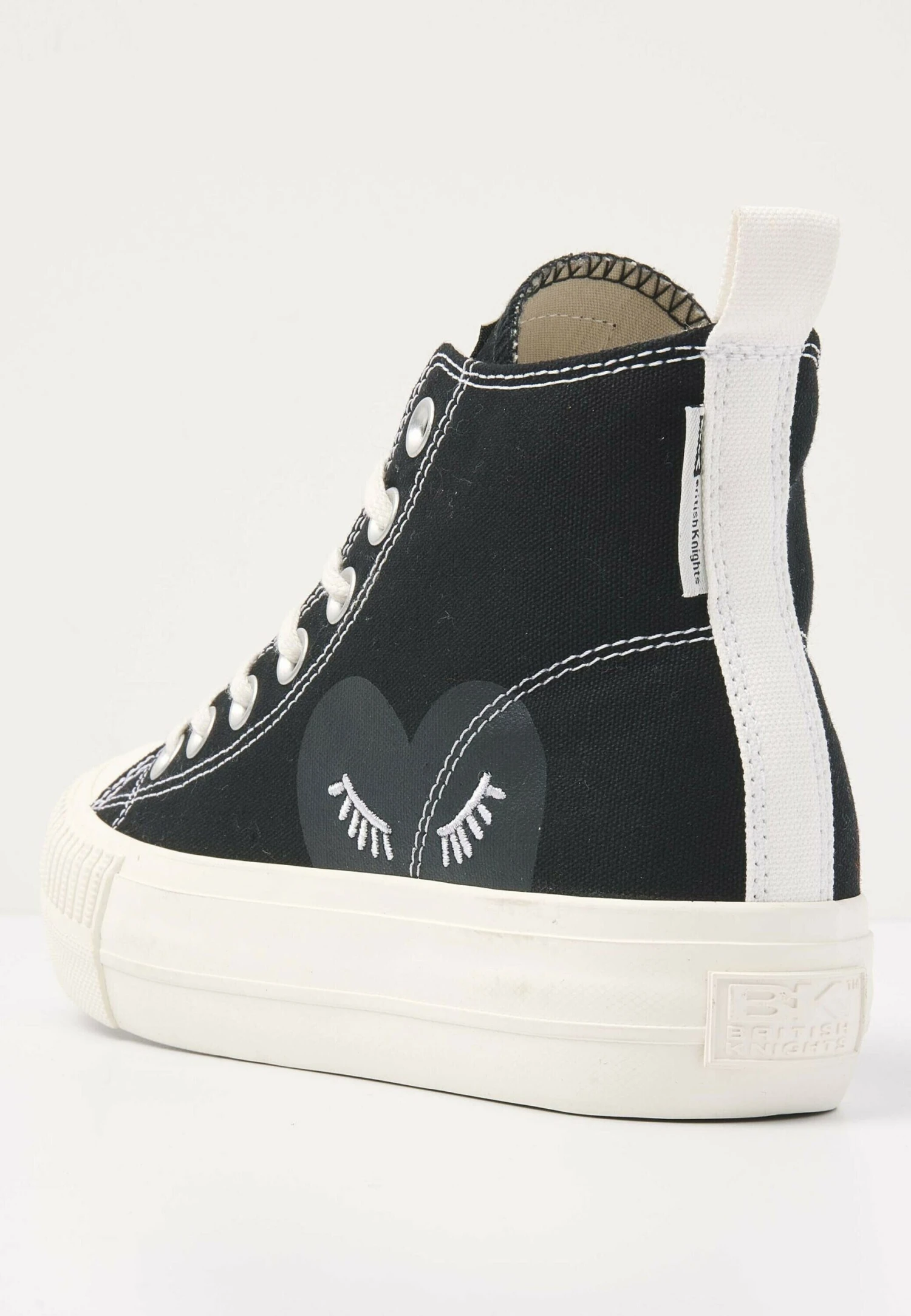 British Knights Kaya Mid - Baskets Montantes - Black Black Heart/Off White 7 British Knights Kaya Mid - Baskets Montantes - Black Black Heart/Off White – Image 5