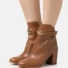MICHAEL Michael Kors Darcy Heeled - Boots À Talons - Brown -Next Soldes 17c3adb4e9984c84879b0fb160e87348