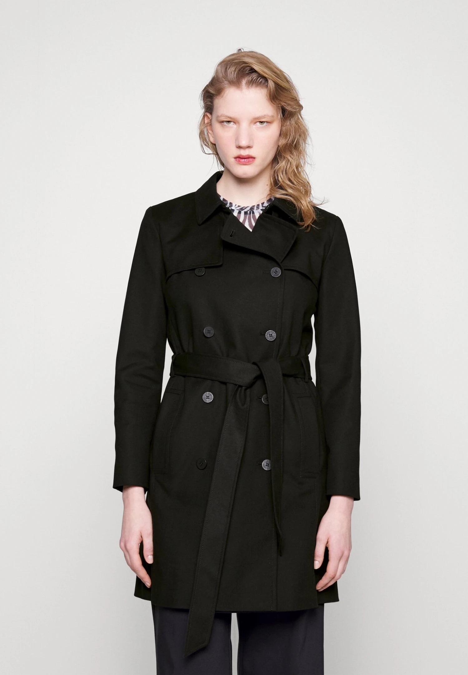 Hugo Makaras - Trench - Black 3 Hugo Makaras - Trench - Black