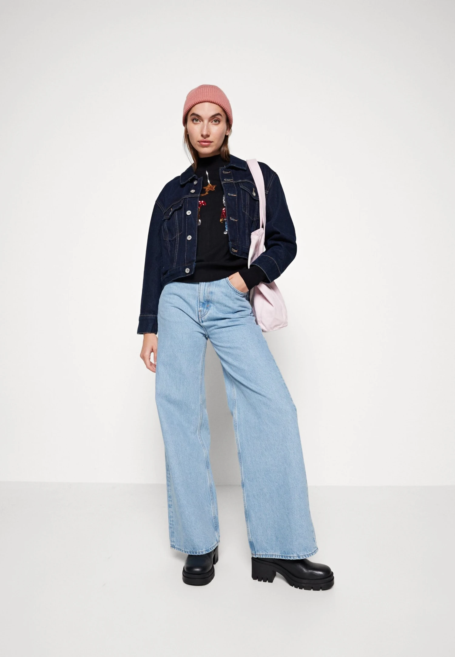 Vero Moda Vmqueenguard Highnck Xmas - Pullover - Black 4 Vero Moda Vmqueenguard Highnck Xmas - Pullover - Black – Image 2