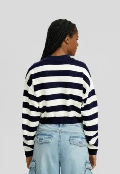 BERSHKA With Stripes - Pullover - Multi Coloured 10 BERSHKA With Stripes - Pullover - Multi Coloured -Next Soldes 1917d58a4b1b434aa5c869fdd9818b0c