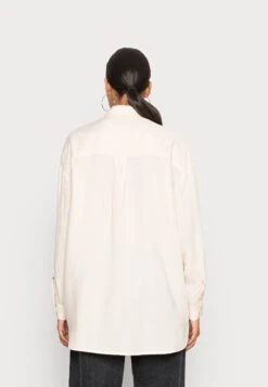 Selected Femme Slflena Long - Chemisier - Natural 9 Selected Femme Slflena Long - Chemisier - Natural -Next Soldes 1977653c077e4b9bb3bf9416e0ad00bd