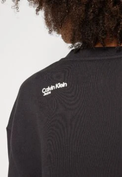 Calvin Klein Jeans Galaxy Boyfriend Crewneck - Sweatshirt - Black -Next Soldes 1a8b828be3794a5093b78decc4c446e9