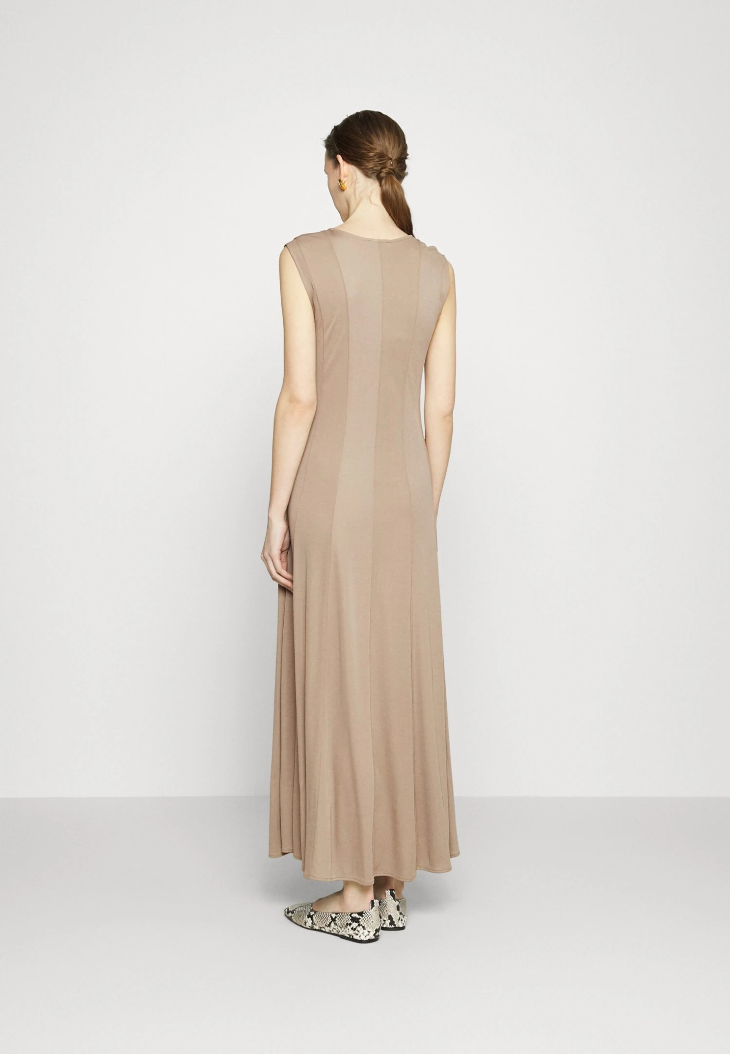 Tiger Of Sweden Marles - Robe Pull - Beige 5 Tiger Of Sweden Marles - Robe Pull - Beige – Image 3