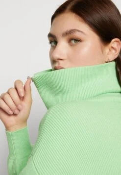 YAS Ls Zip Noos - Pullover - Summer Green 13 YAS Ls Zip Noos - Pullover - Summer Green -Next Soldes 1c87cad354a941dfae59ff6c9ce25813