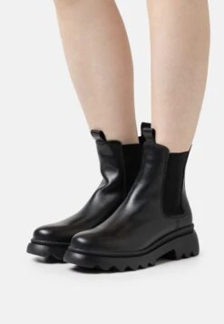 Tamaris Bottines - Black