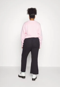 Nike Sportswear Pant - Pantalon Classique - Black/White -Next Soldes 201c45e52d07465396dd8bca22410504