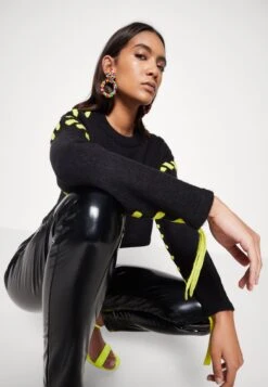 Noisy May Nmdonna O-Neck - Pullover - Black 11 Noisy May Nmdonna O-Neck - Pullover - Black -Next Soldes 20b8e2725252422fac516045442cd1cf