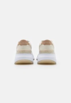 Calvin Klein Chunky Intern Wedge Lace Up - Baskets Basses - Dark Ecru/Silver Mono -Next Soldes 216eb01567b1447982792b7232bcc820