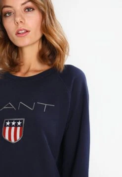 Gant Shield Logo C Neck - Sweatshirt - Evening Blue -Next Soldes 22844ecf33bb485f968f93a8b6c2a5d4