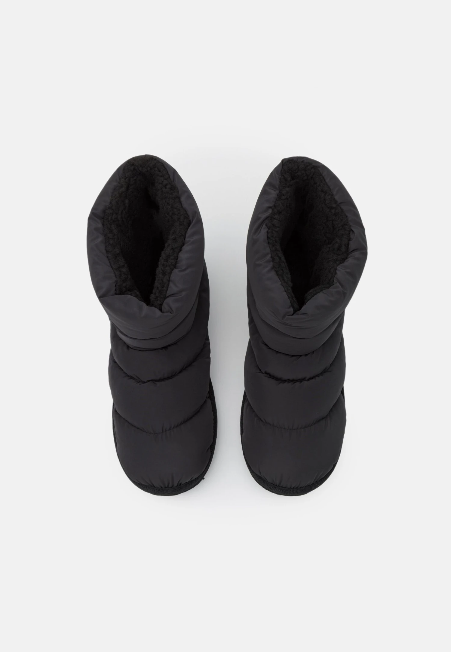 Monki Winterboots Vegan - Bottes De Neige - Black Dark 7 Monki Winterboots Vegan - Bottes De Neige - Black Dark – Image 5