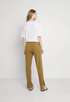 Vila Pantalon Classique - Butternut/Melange 10 Vila Pantalon Classique - Butternut/Melange -Next Soldes 26fad42caf0e4f36b736108aa8dc98f0