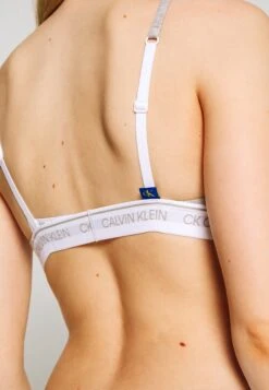 CALVIN KLEIN UNDERWEAR Unlined - Soutien-Gorge Triangle - Grey Heather 11 CALVIN KLEIN UNDERWEAR Unlined - Soutien-Gorge Triangle - Grey Heather -Next Soldes 274e43cac9bc4eb3bb8d50ef3b840d54