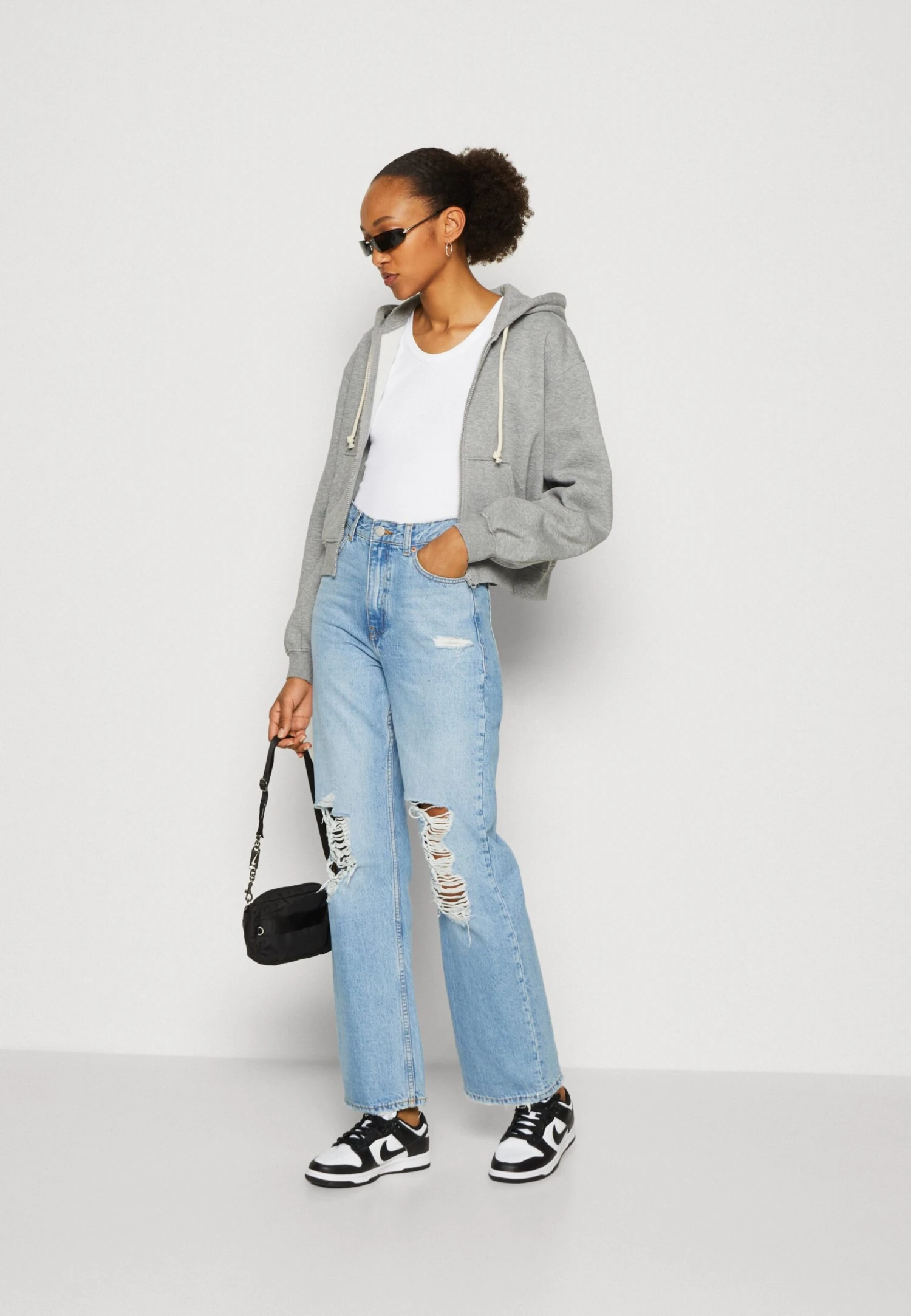 WEEKDAY Volume Zip Hoodie - Sweat Zippé - Mid Grey Melange 4 WEEKDAY Volume Zip Hoodie - Sweat Zippé - Mid Grey Melange – Image 2