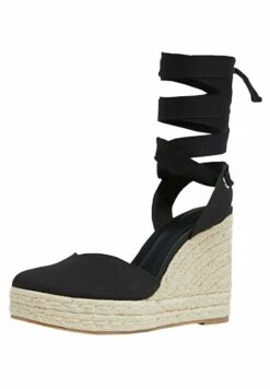 Stradivarius Espadrilles - Black 12 Stradivarius Espadrilles - Black -Next Soldes 2bb2104620ce48a2b29f247af6a849ee