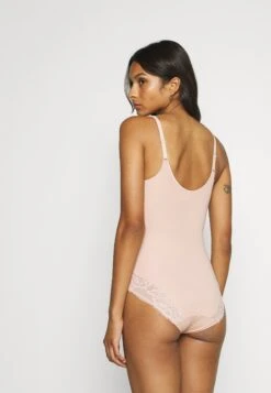 Triumph Modern - Body - Nude -Next Soldes 2c322cdbdd0c4a6fab588d686e2733b0