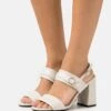 Calvin Klein Sandales À Talons Hauts - Marshmallow 2 Calvin Klein Sandales À Talons Hauts - Marshmallow -Next Soldes 2d112b7d4f114e35b1ea0717bb60b912