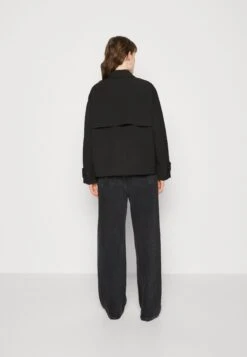 Calvin Klein Short Jacket - Veste Légère - Black -Next Soldes 2dd8e549667f496e88dfab99c6a308e4