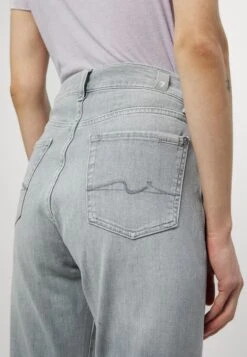 7 For All Mankind Josefina Anchor - Jean Bootcut - Grey 13 7 For All Mankind Josefina Anchor - Jean Bootcut - Grey -Next Soldes 2f21a91cbc244ef9b1085dafb6c731f2