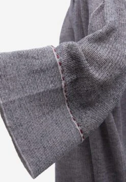 ADOLFO DOMINGUEZ Kimono - Gilet - Taupe 12 ADOLFO DOMINGUEZ Kimono - Gilet - Taupe -Next Soldes 2f2215ac587c4e64bb9a0762c5781346