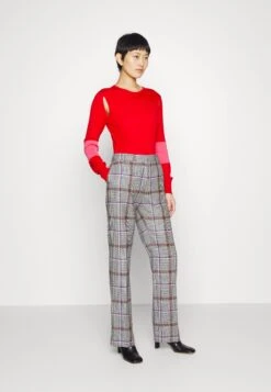 Victoria Beckham Crew Neck Bodysuit - T-Shirt À Manches Longues - Red -Next Soldes 30fb3e2134b046d6852c33449374134b