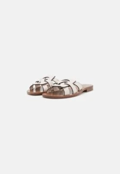 Coach Issa - Mules - Chalk 11 Coach Issa - Mules - Chalk -Next Soldes 3350793d68c34f4185bcb56b08609ab1