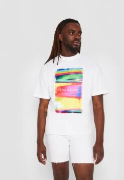 Calvin Klein Jeans Graphic Oversized Tee Unisex - T-Shirt Imprimé - Bright White 11 Calvin Klein Jeans Graphic Oversized Tee Unisex - T-Shirt Imprimé - Bright White -Next Soldes 36af6427e9c04ebeaa5a811f3f3a1502