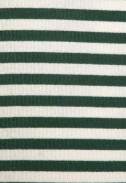 Pieces Pcruka - T-Shirt À Manches Longues - Trekking Green/Cloud Dancer -Next Soldes 36d0daf70807429ab221980d4b5379f6